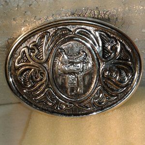VTG  AVON MENS BUCKLE  HORSE SADDLE